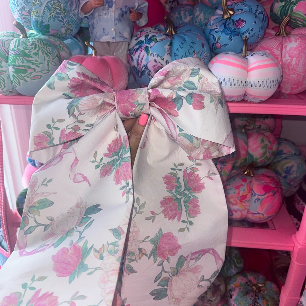 LoveShackFancy LARGE  BOW - HANDMADE .